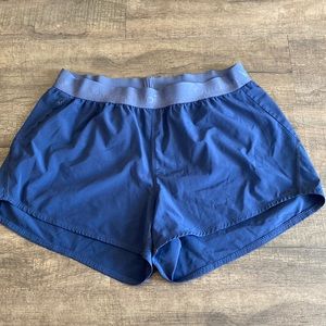 Outdoor voices relay short